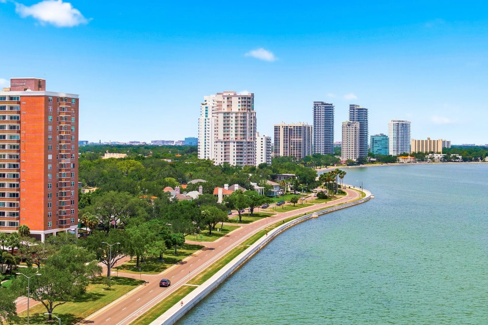 4811 Bayshore Boulevard Tampa FL 33611