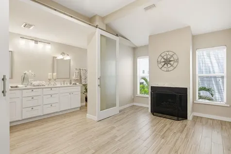 4811 Bayshore Boulevard Tampa FL 33611