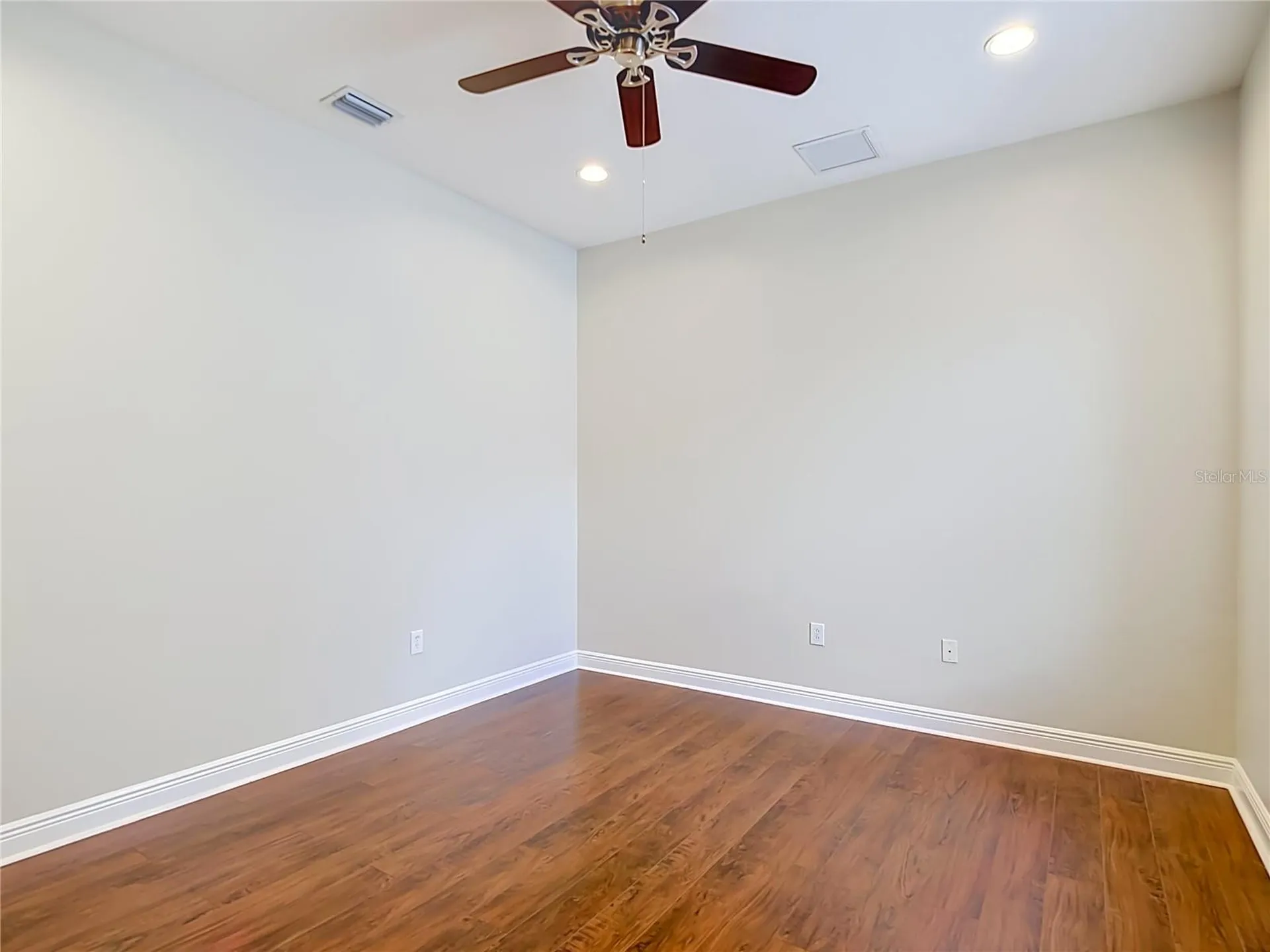1439 Beaconsfield Drive Wesley Chapel FL 33543
