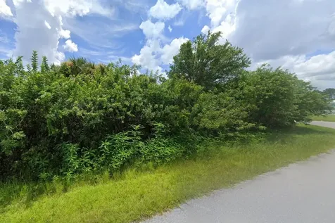 13129 Donaldson Avenue Port Charlotte FL 33953