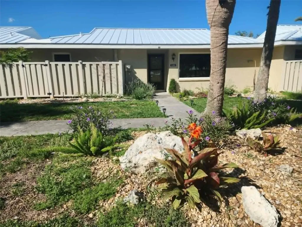 11352 W Bayshore Drive Crystal River FL 34429