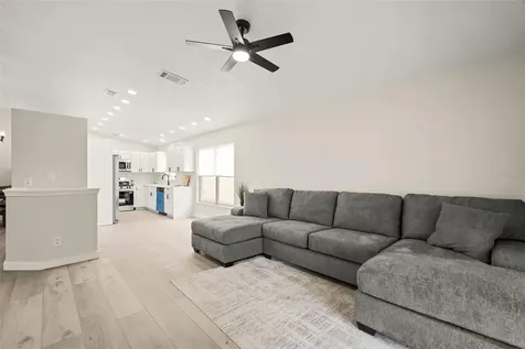 734 Wechsler Circle Orlando FL 32824