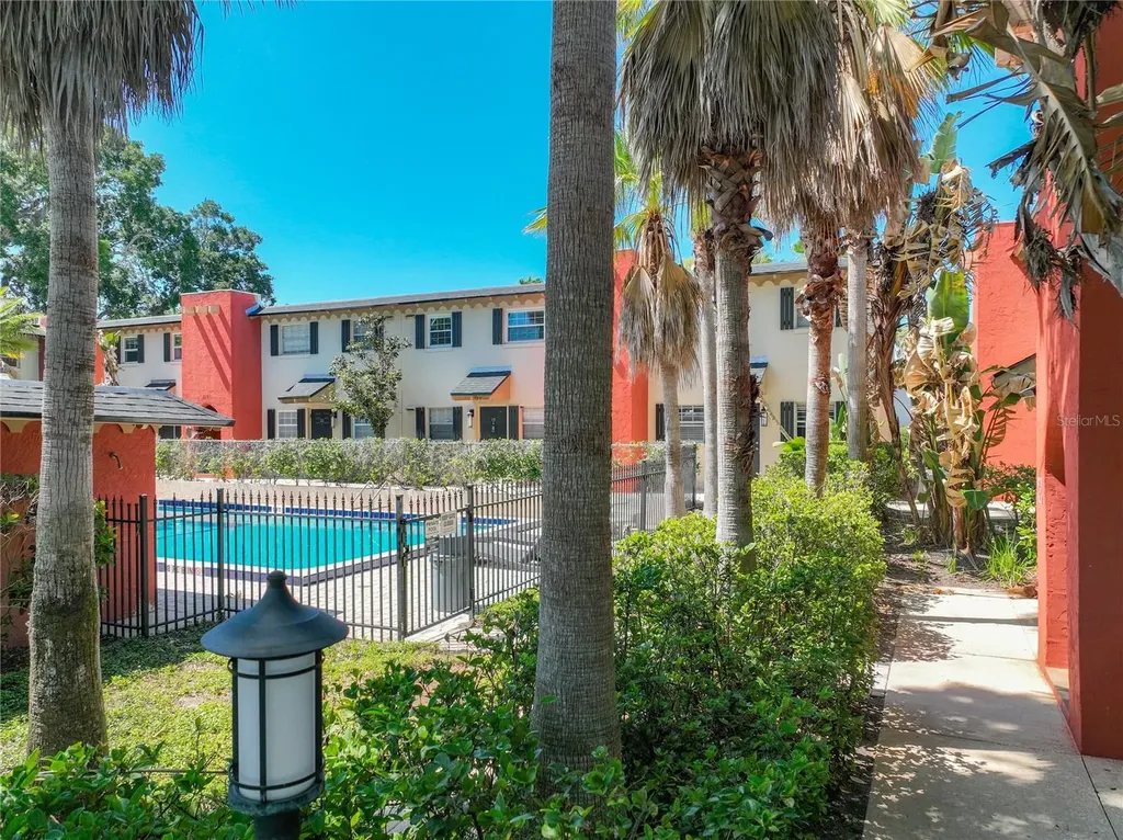 2507 E Central Boulevard Orlando FL 32803