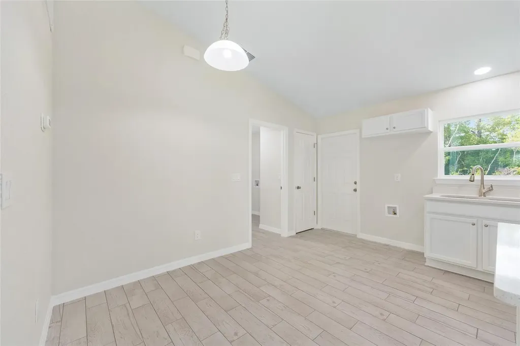 360 Locust Road Ocala FL 34472