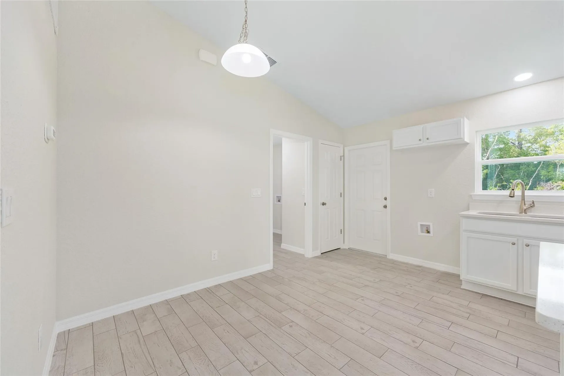 360 Locust Road Ocala FL 34472