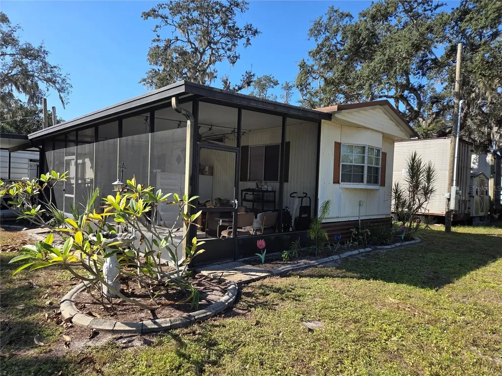 8828 Kanawha Road Riverview FL 33578