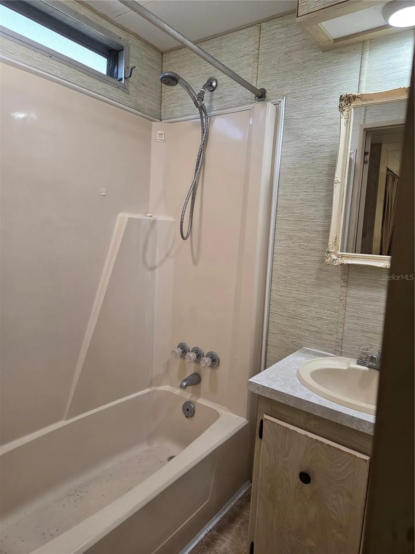 8828 Kanawha Road Riverview FL 33578