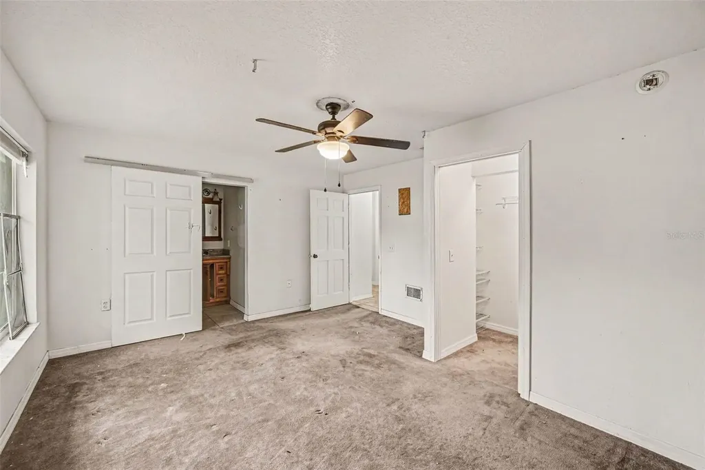 890 Deland Avenue Orange City FL 32763