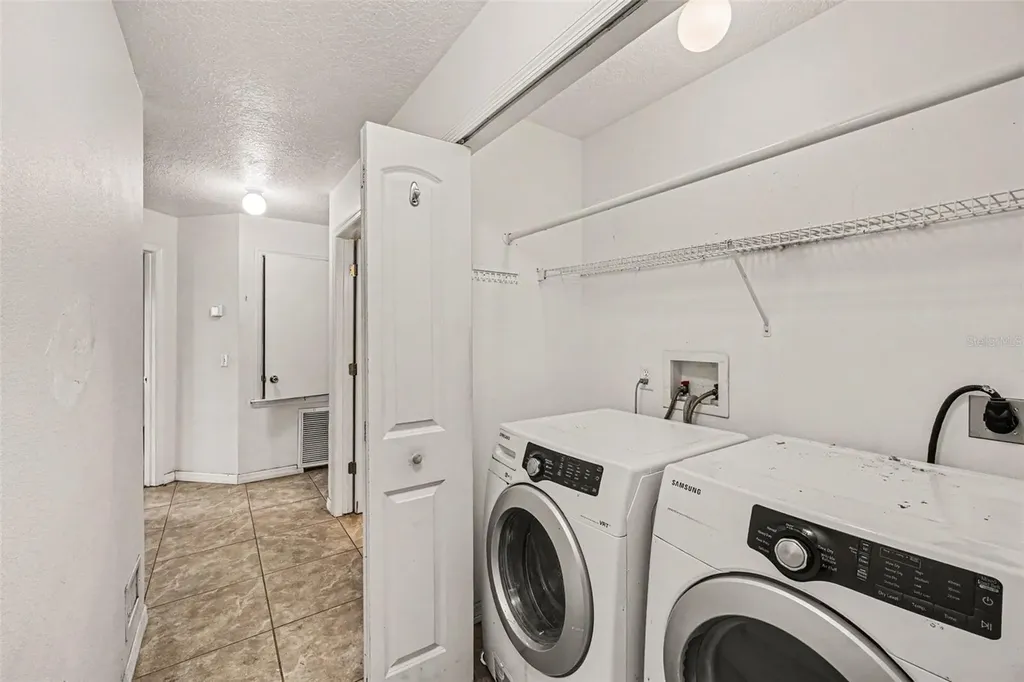 890 Deland Avenue Orange City FL 32763