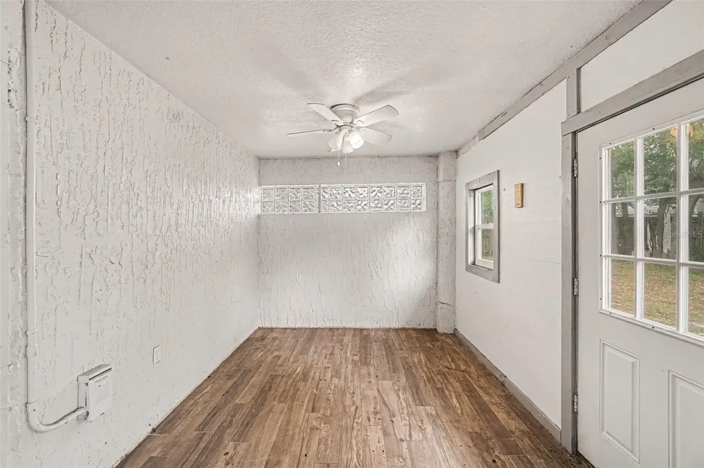 890 Deland Avenue Orange City FL 32763