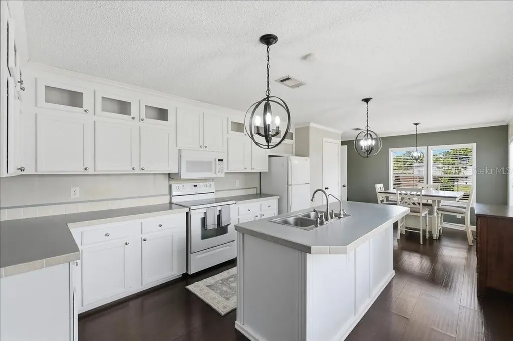 10724 Pathfinder Trail Lakeland FL 33809