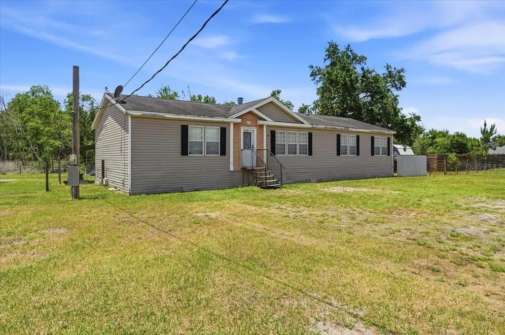 10724 Pathfinder Trail Lakeland FL 33809