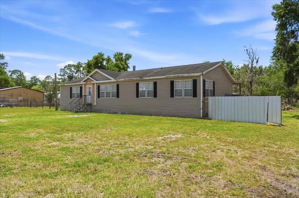 10724 Pathfinder Trail Lakeland FL 33809