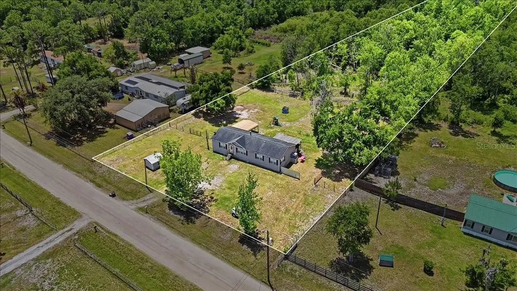 10724 Pathfinder Trail Lakeland FL 33809