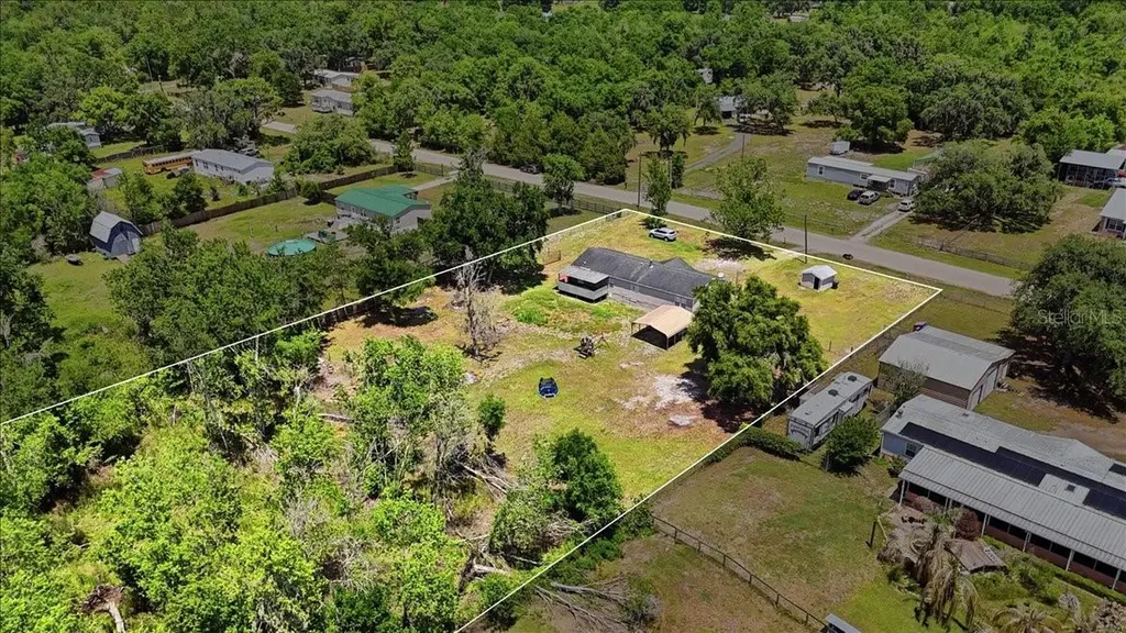10724 Pathfinder Trail Lakeland FL 33809