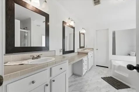 10724 Pathfinder Trail Lakeland FL 33809