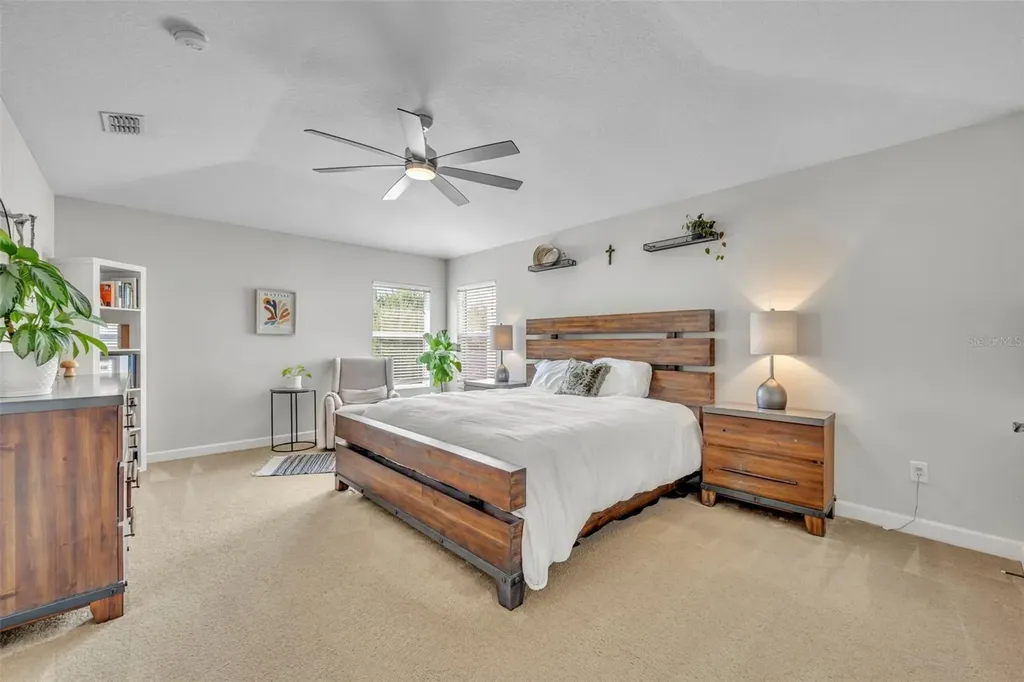 2329 Natoma Boulevard Mount Dora FL 32757
