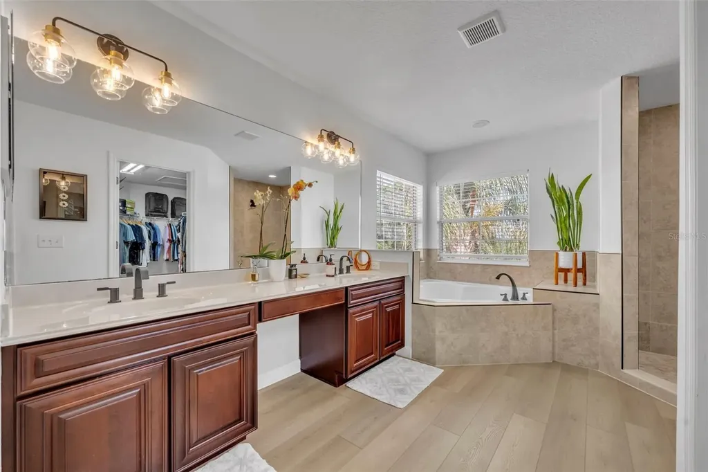 2329 Natoma Boulevard Mount Dora FL 32757