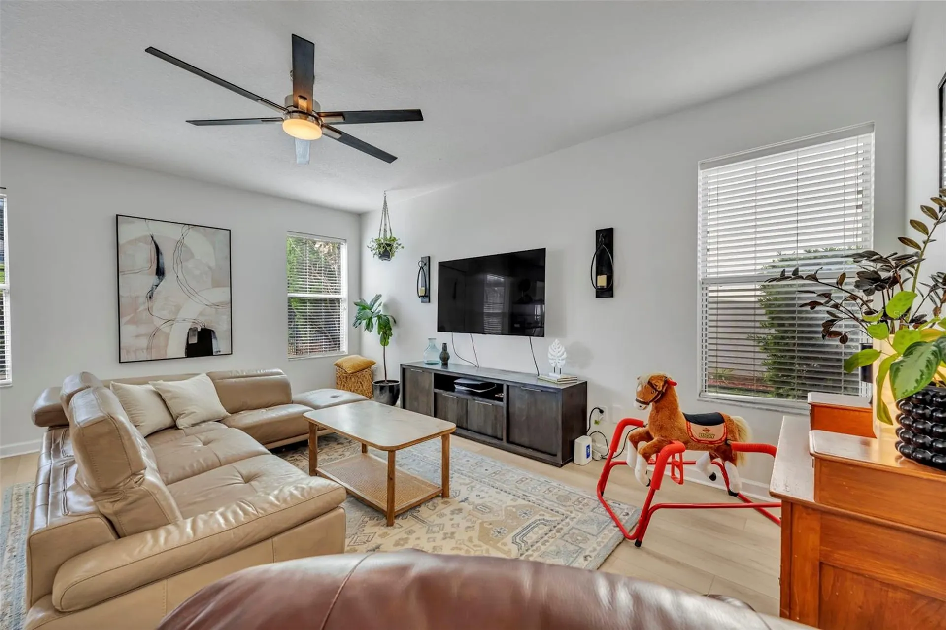 2329 Natoma Boulevard Mount Dora FL 32757