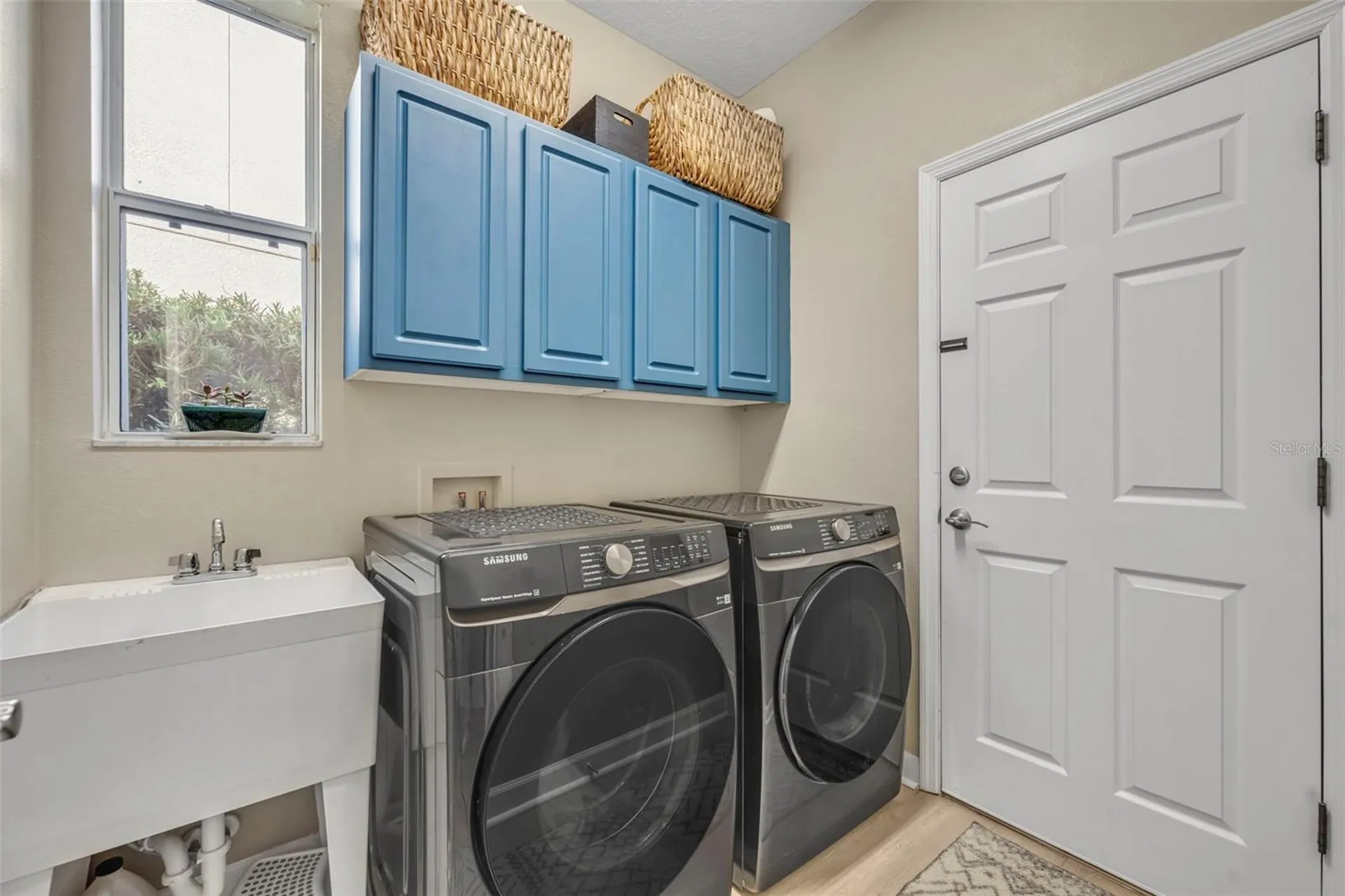 2329 Natoma Boulevard Mount Dora FL 32757
