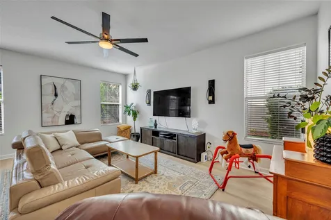 2329 Natoma Boulevard Mount Dora FL 32757