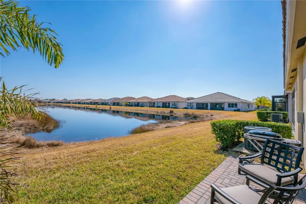4786 Avila Lakes Drive Wimauma FL 33598