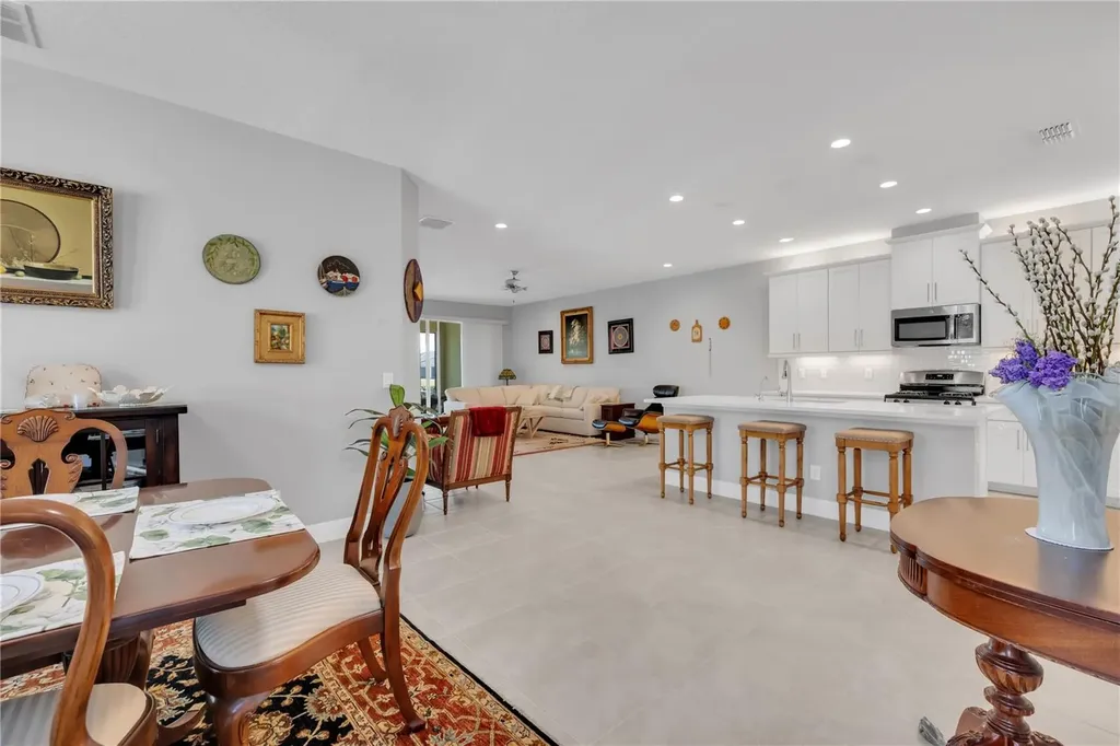 4786 Avila Lakes Drive Wimauma FL 33598
