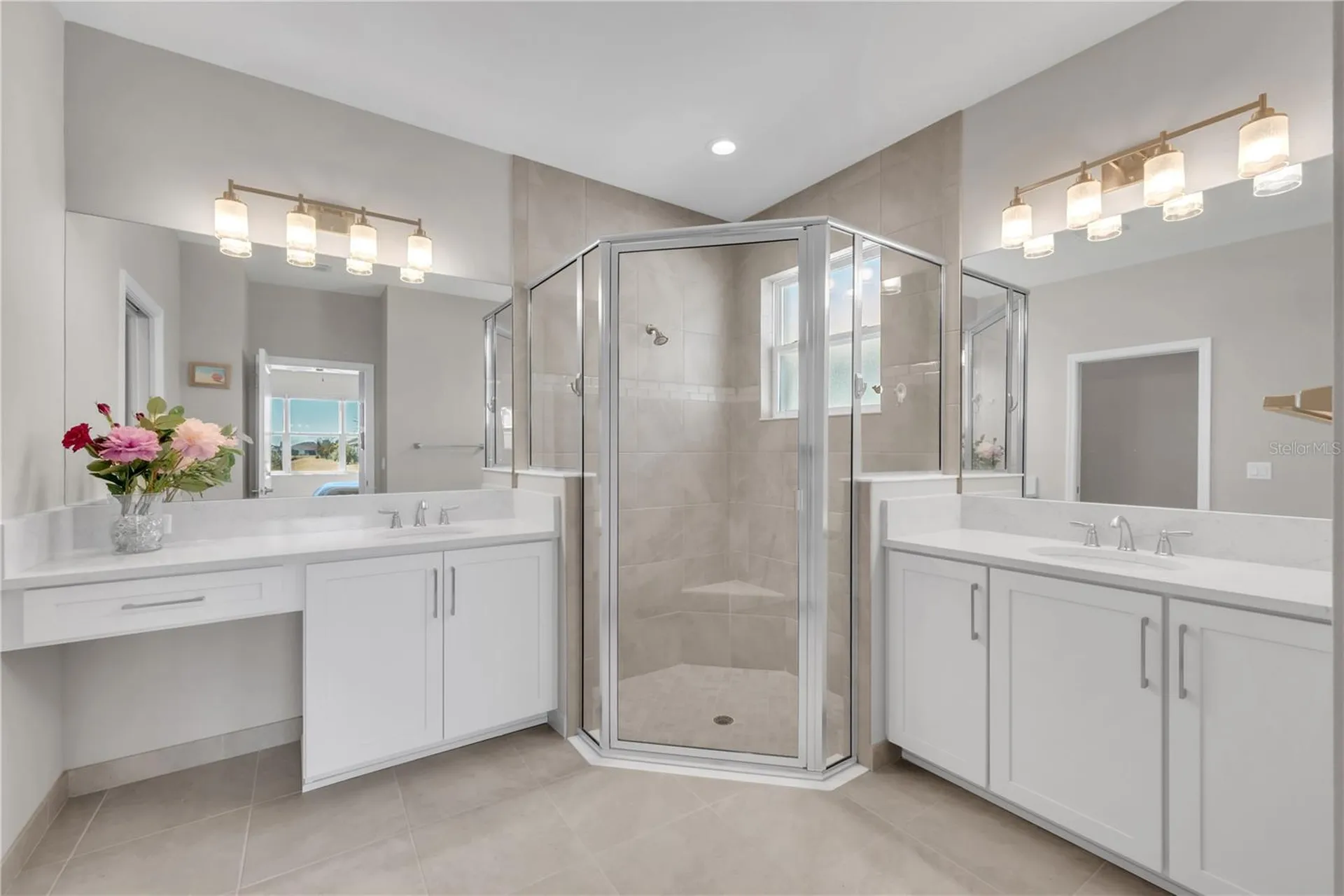 4786 Avila Lakes Drive Wimauma FL 33598