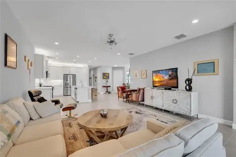 4786 Avila Lakes Drive Wimauma FL 33598