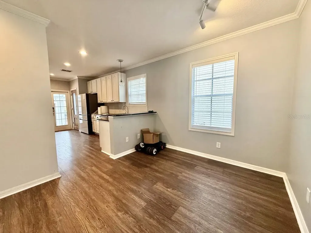 16112 Loneoak View Drive Lithia FL 33547