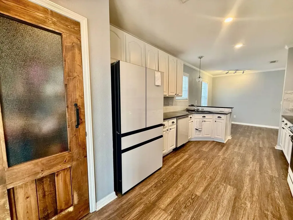 16112 Loneoak View Drive Lithia FL 33547