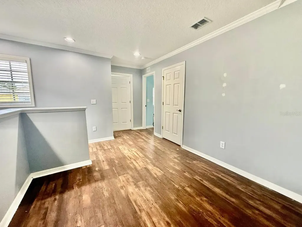 16112 Loneoak View Drive Lithia FL 33547