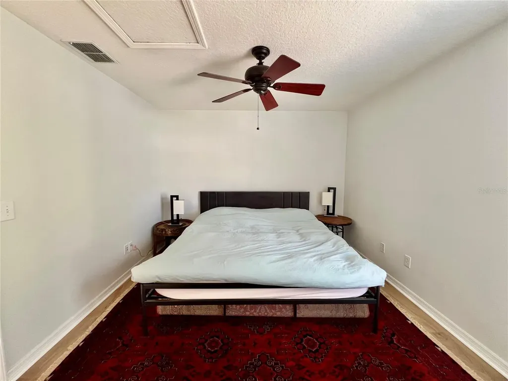 16112 Loneoak View Drive Lithia FL 33547
