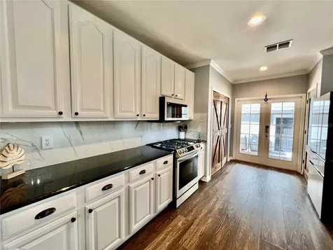 16112 Loneoak View Drive Lithia FL 33547