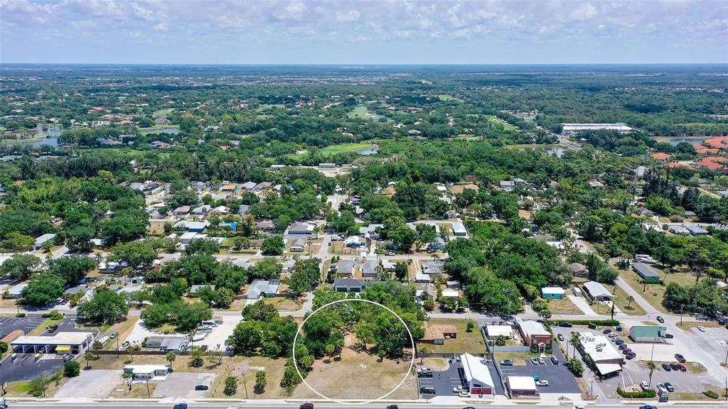168 N Tamiami Trail Osprey FL 34229
