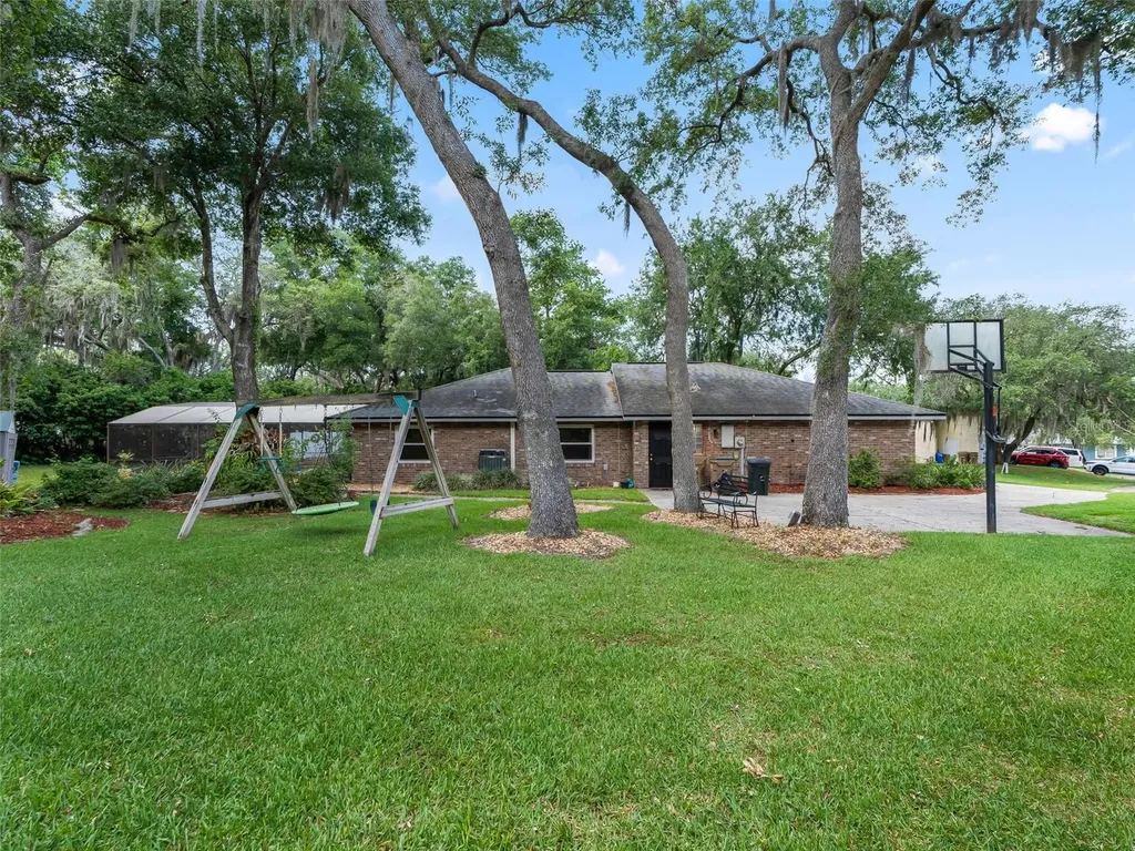 33005 Joel Court Leesburg FL 34788