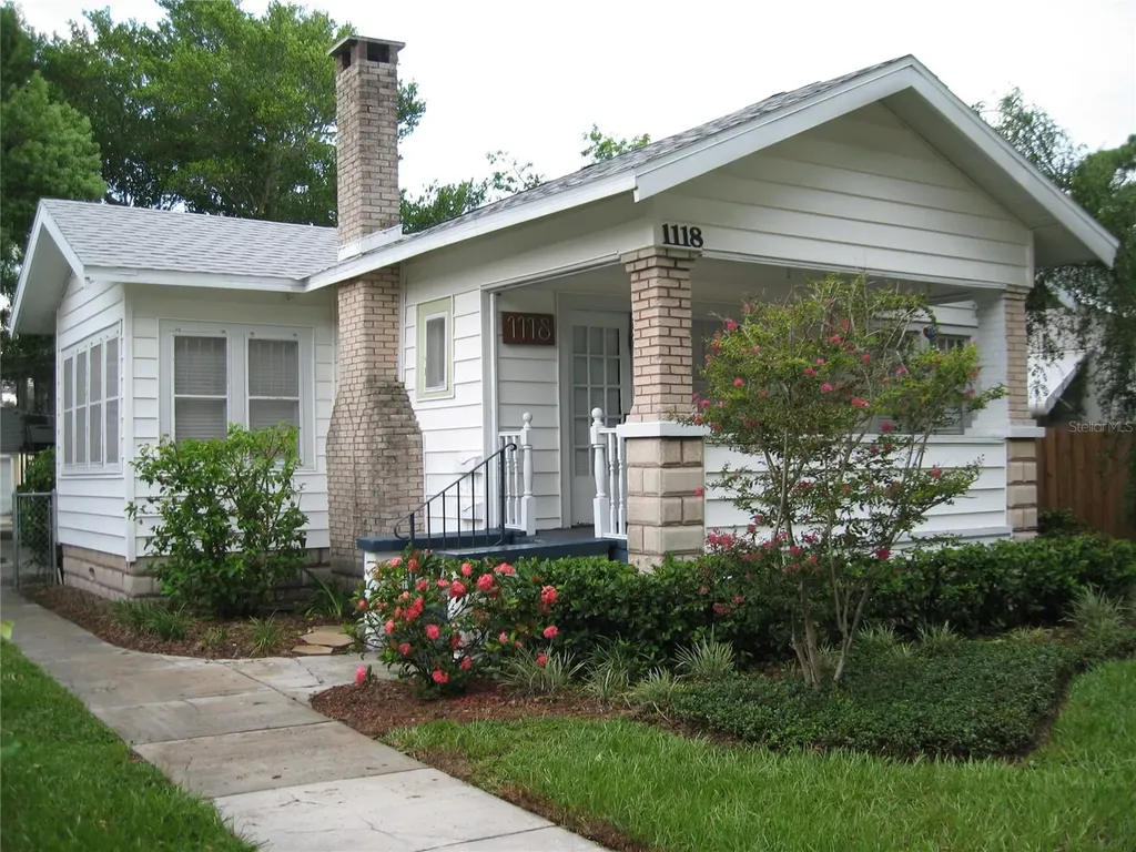 1118 23rd Avenue N St Petersburg FL 33704