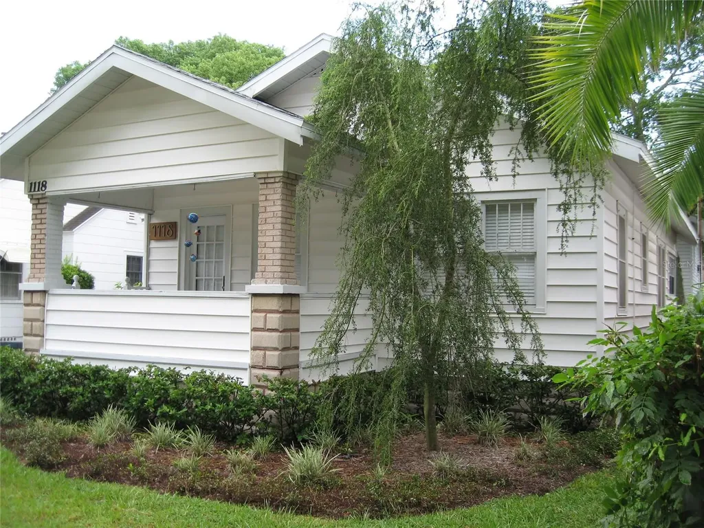 1118 23rd Avenue N St Petersburg FL 33704