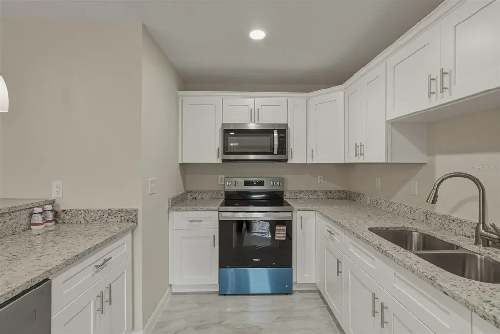2428 Mosswood Lane Lakeland FL 33801