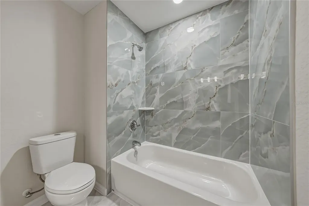 2428 Mosswood Lane Lakeland FL 33801