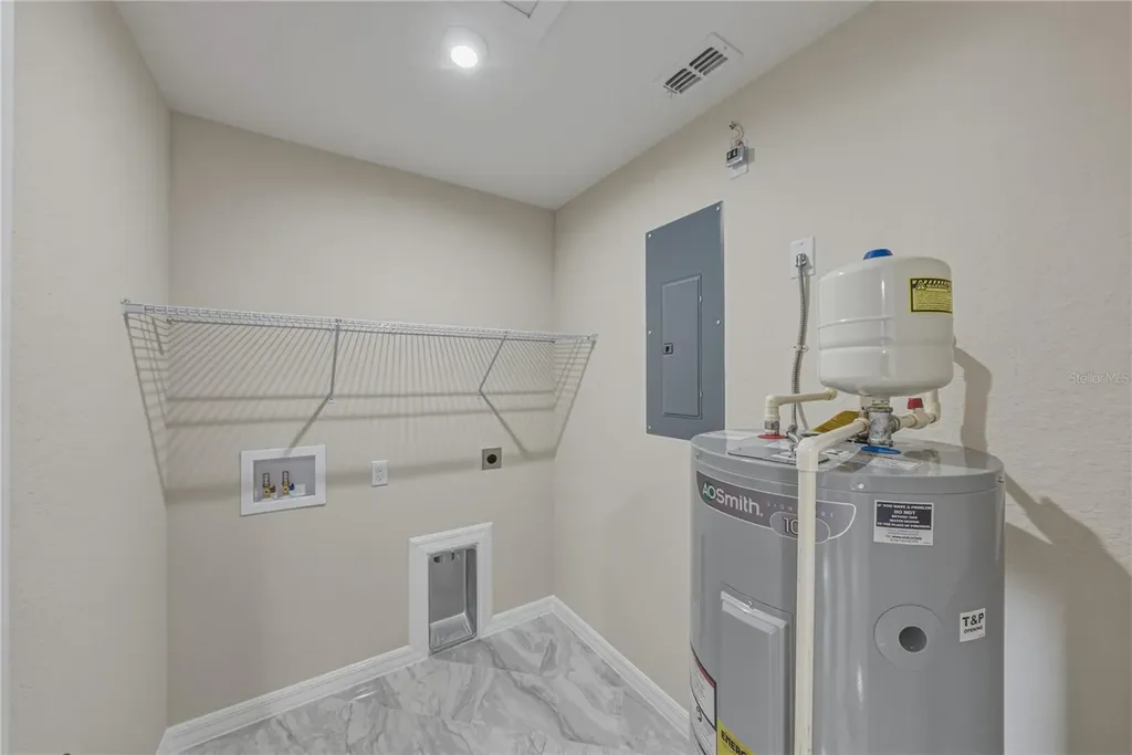 2428 Mosswood Lane Lakeland FL 33801