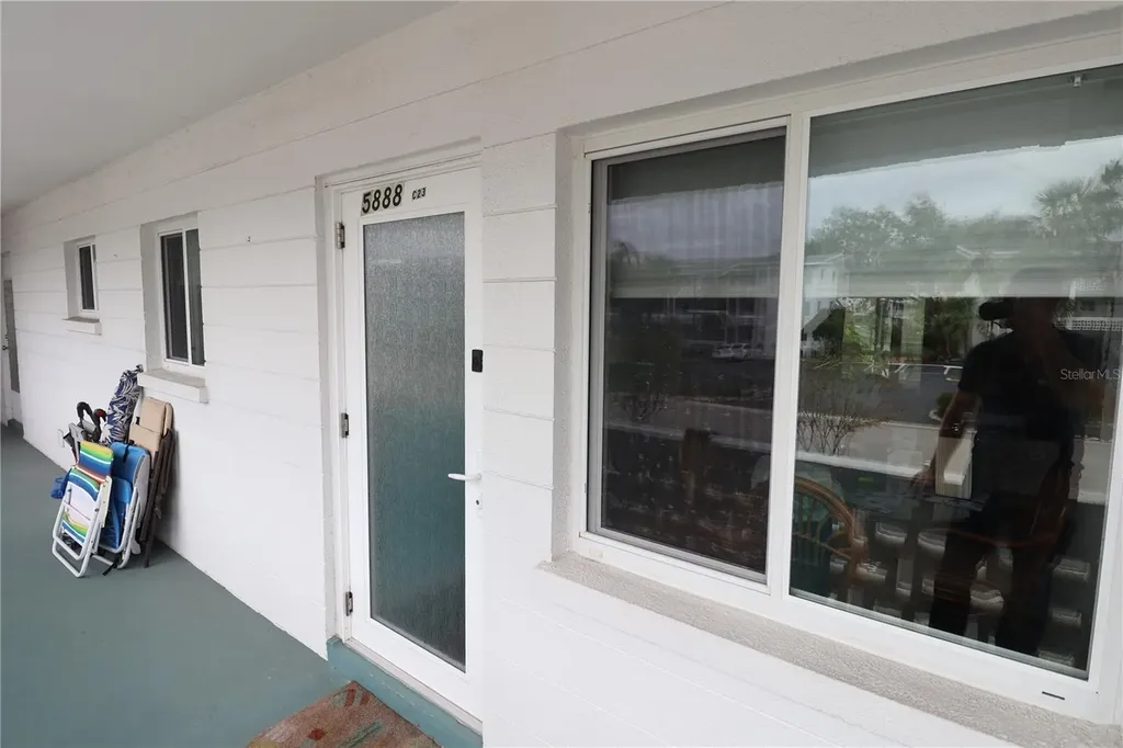 5888 17th Street W Bradenton FL 34207