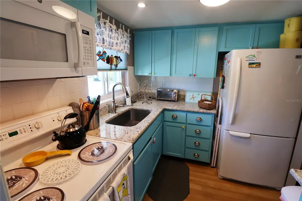 5888 17th Street W Bradenton FL 34207