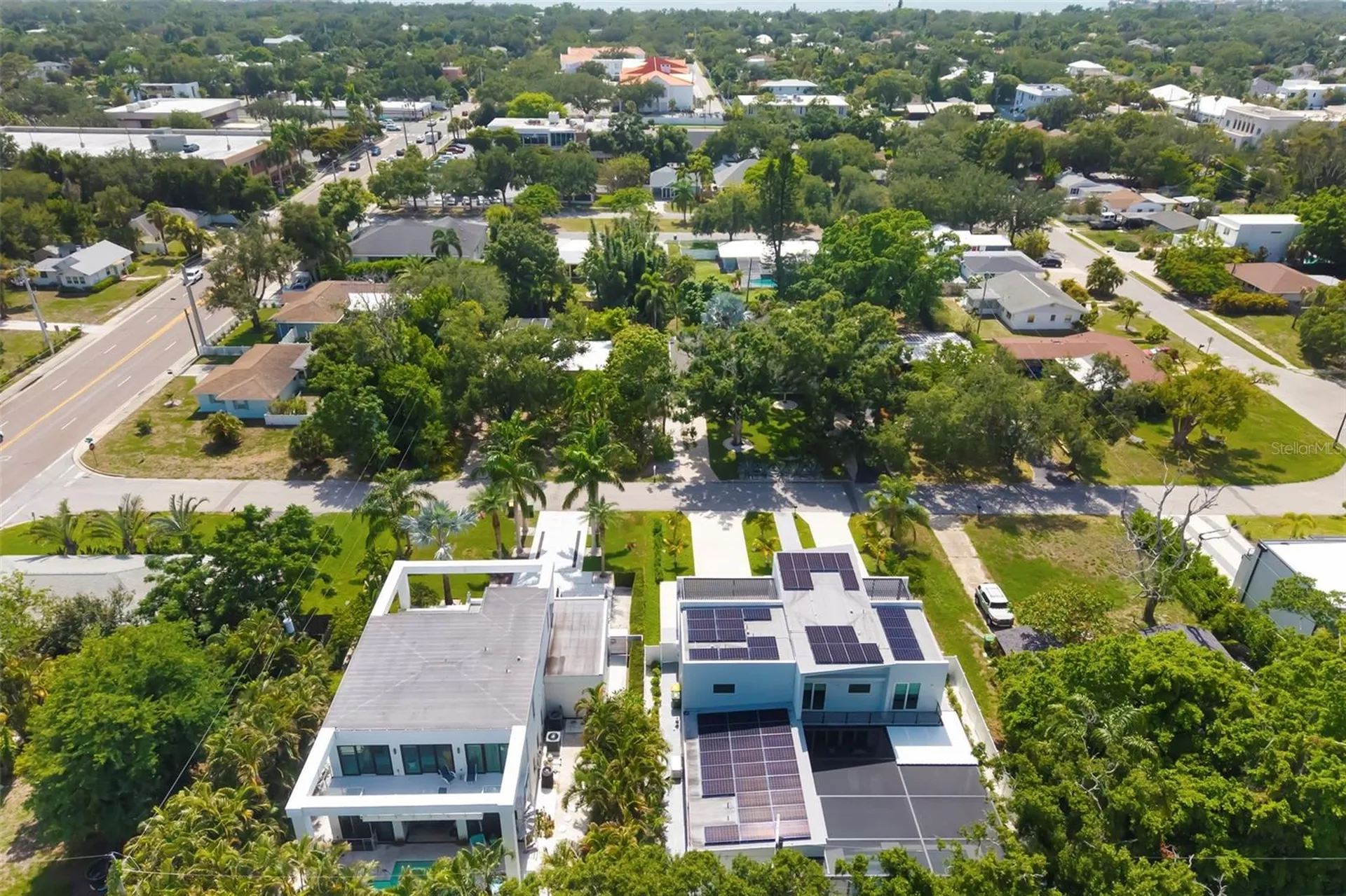 2742 S East Avenue Sarasota FL 34239
