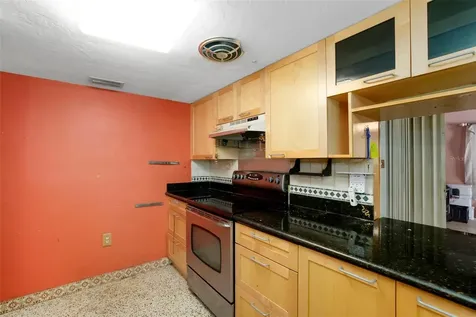 2742 S East Avenue Sarasota FL 34239