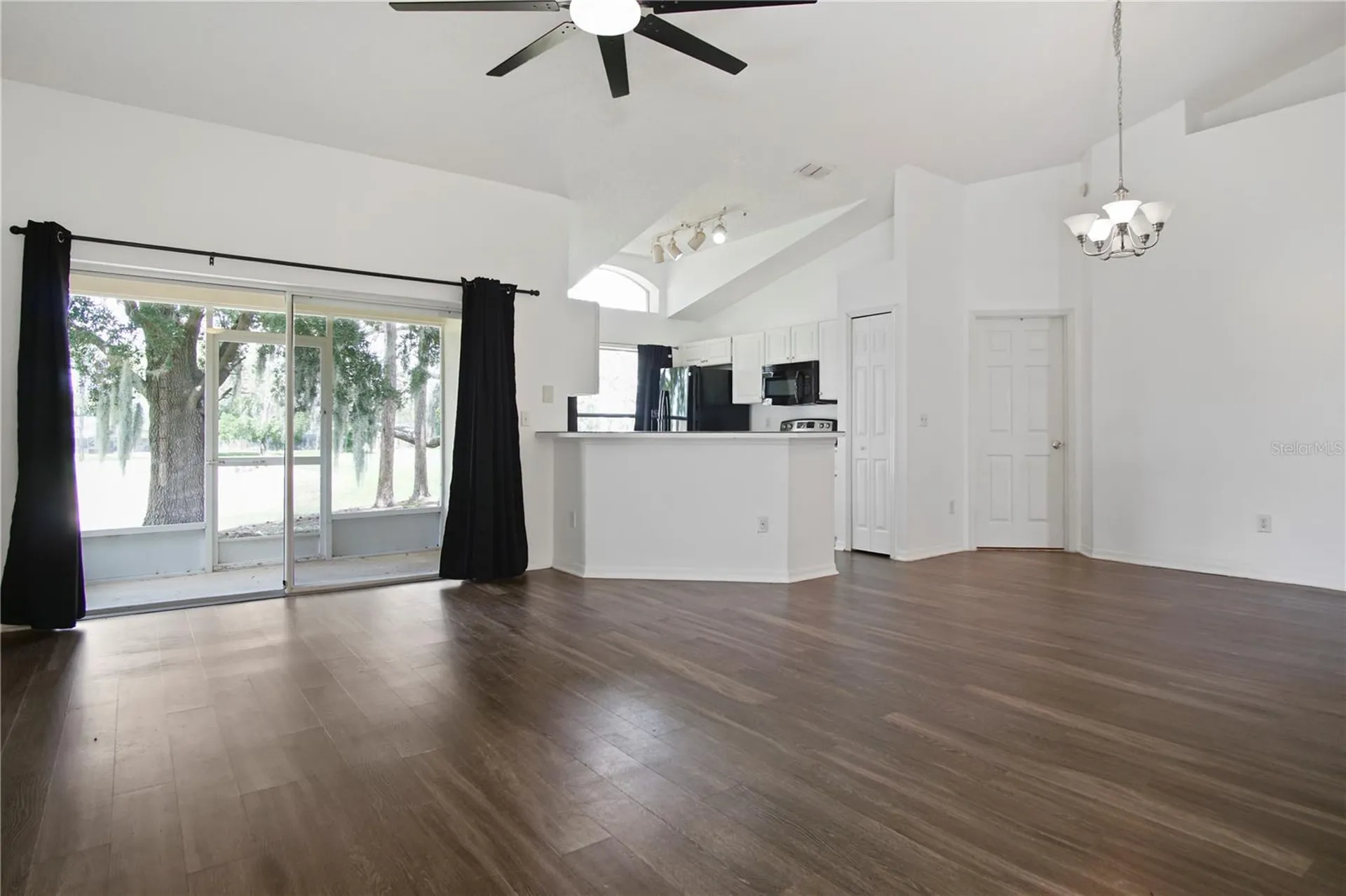 2492 Saint Augustine Boulevard Haines City FL 33844