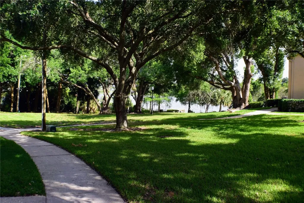 814 Park Lake Circle Maitland FL 32751