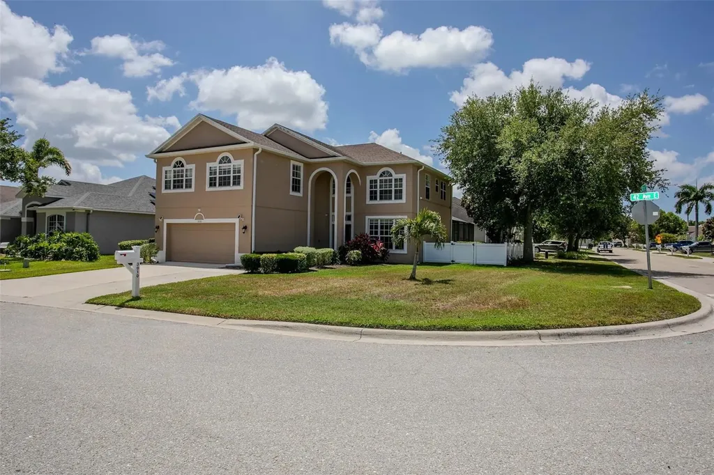3010 42nd Avenue E Bradenton FL 34208