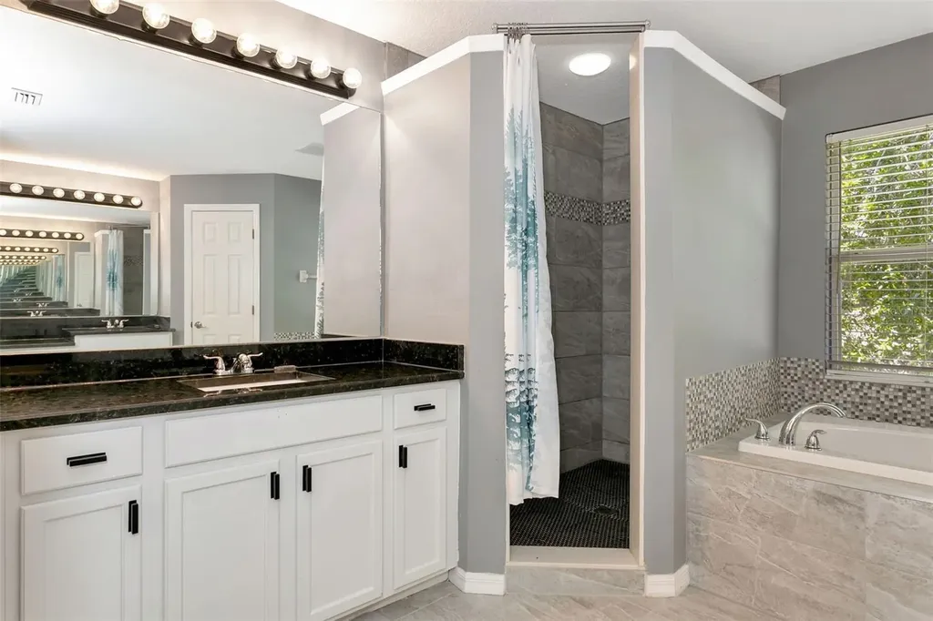 3010 42nd Avenue E Bradenton FL 34208