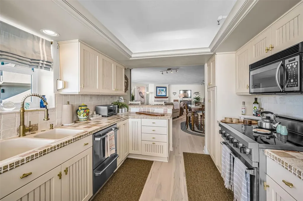 1660 Gulf Boulevard Clearwater Beach FL 33767